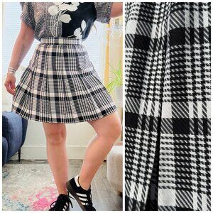 Vintage Miniskirt 90s Tracy Evans Black White Check Plaid Pleated Schoolgirl